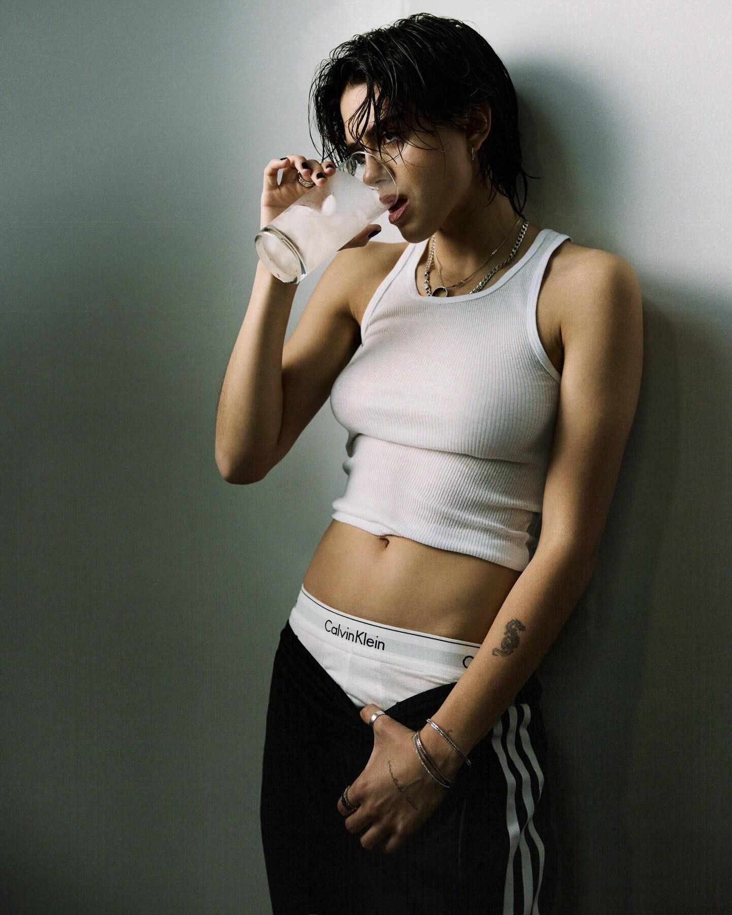 23 슈퍼걸 사샤 카예 (4).jpg