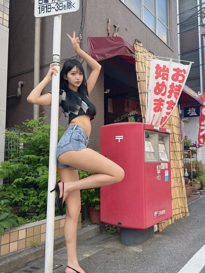 01.webp