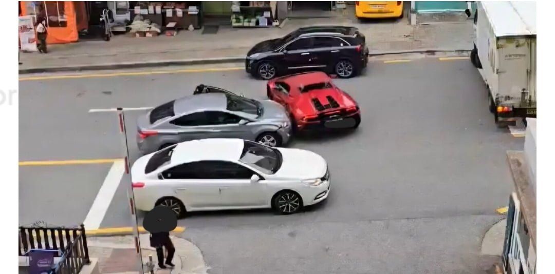 람보르기니 아반떼 사고