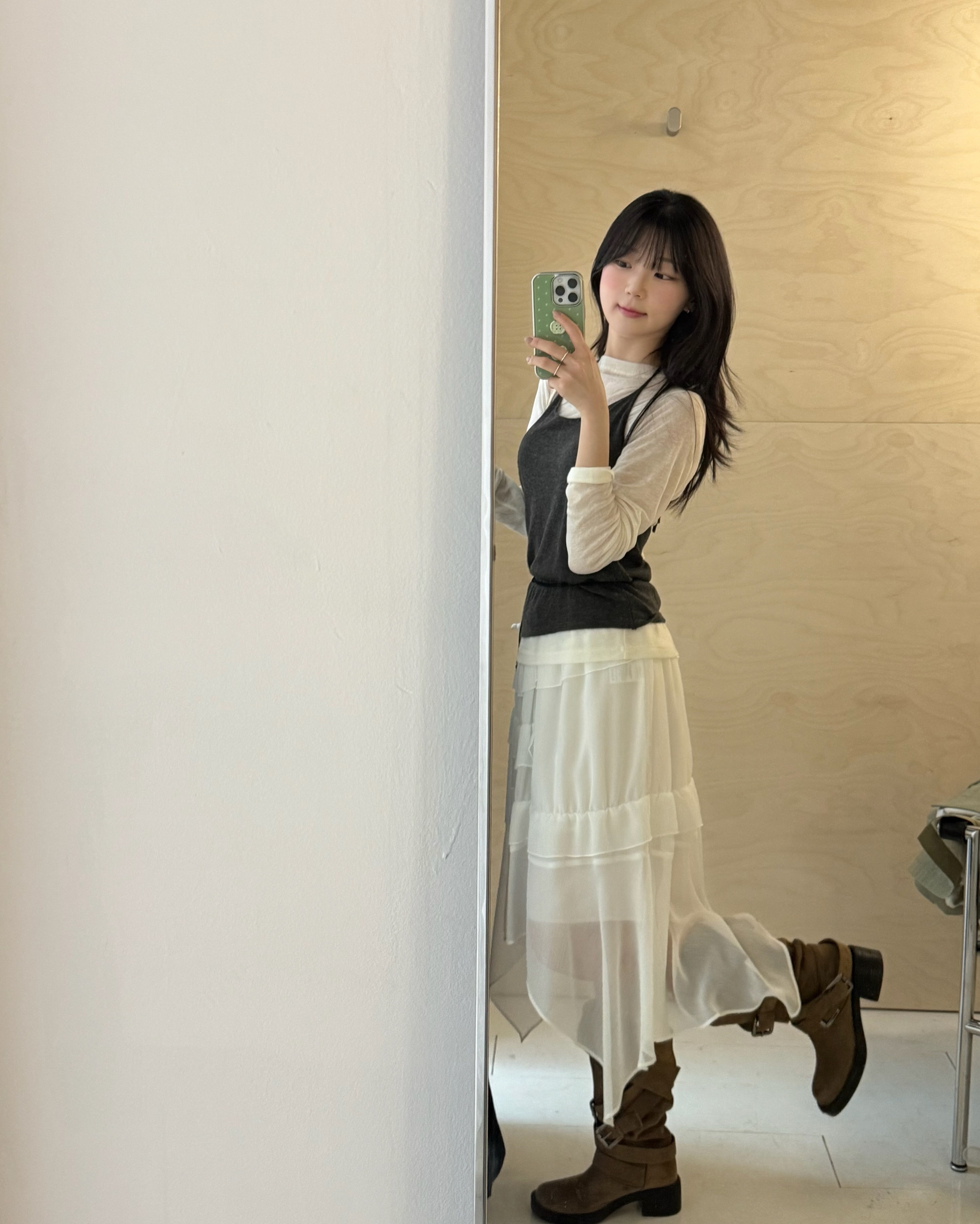 gayooii 2026-05-13T183650-09.jpeg