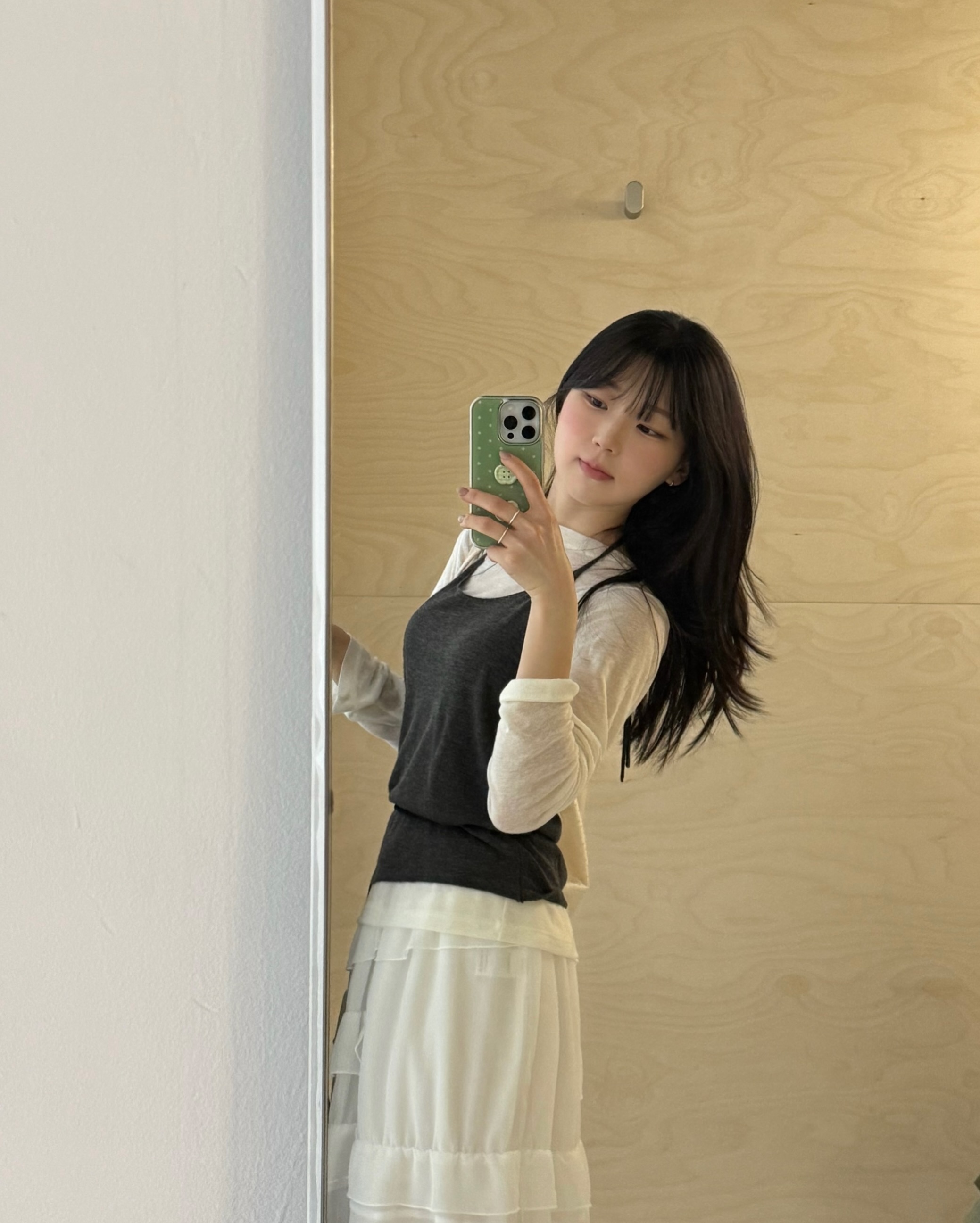 gayooii 2026-05-13T183643-02.jpeg