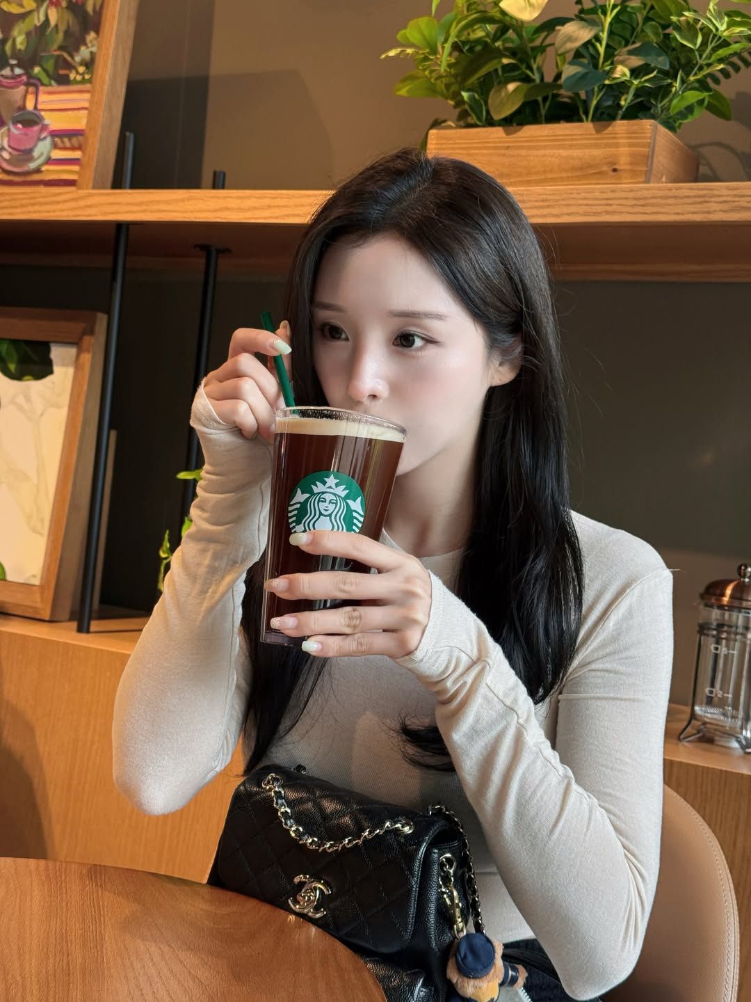 soyeon_lightup_DaSVggaiaEv_8.jpg