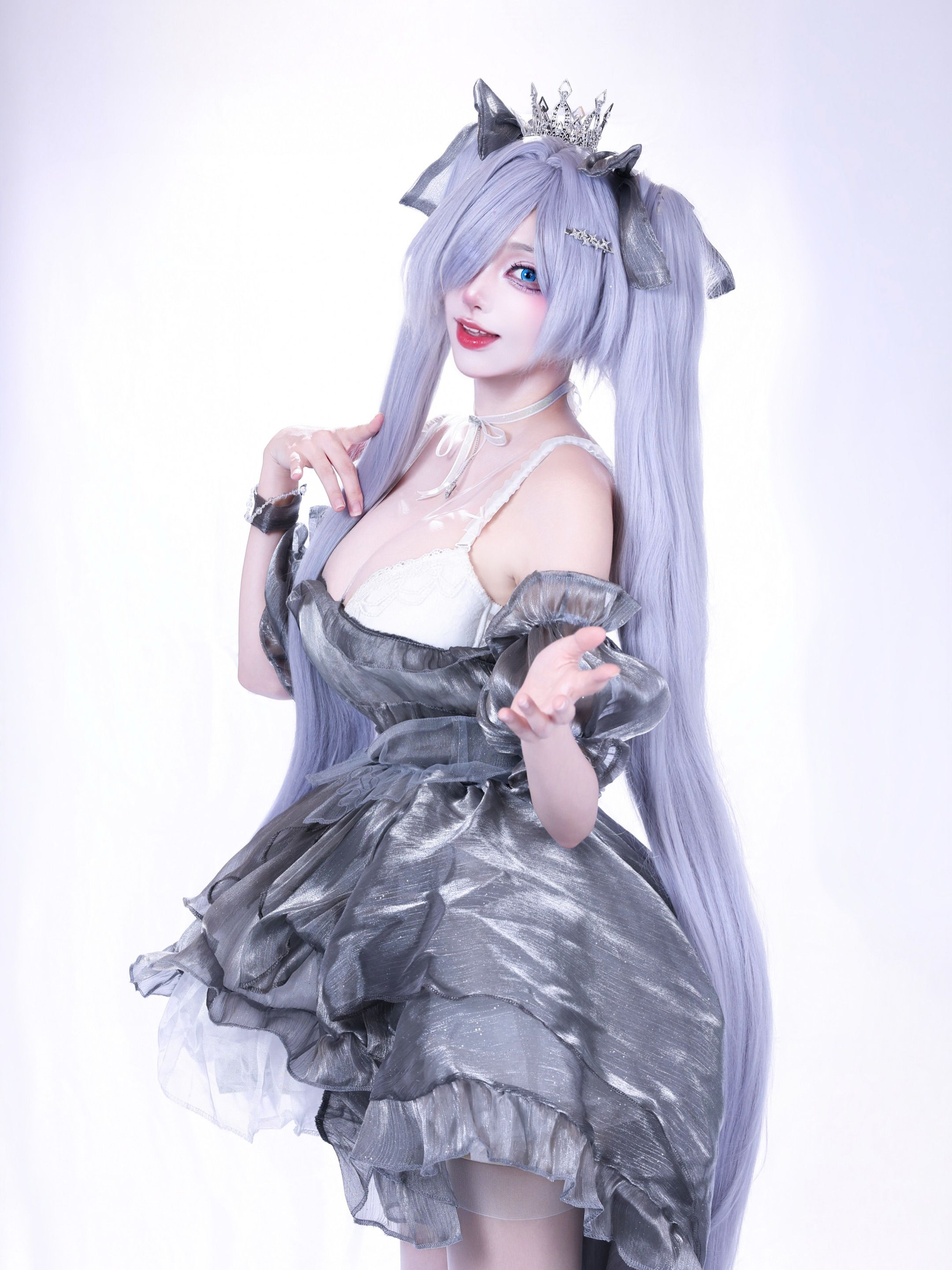 carmineee____2026-07-02T115618.000Z_5.jpg