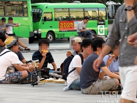 세월호 단식투쟁 당시 일베들의 폭식투쟁 (2).jpg