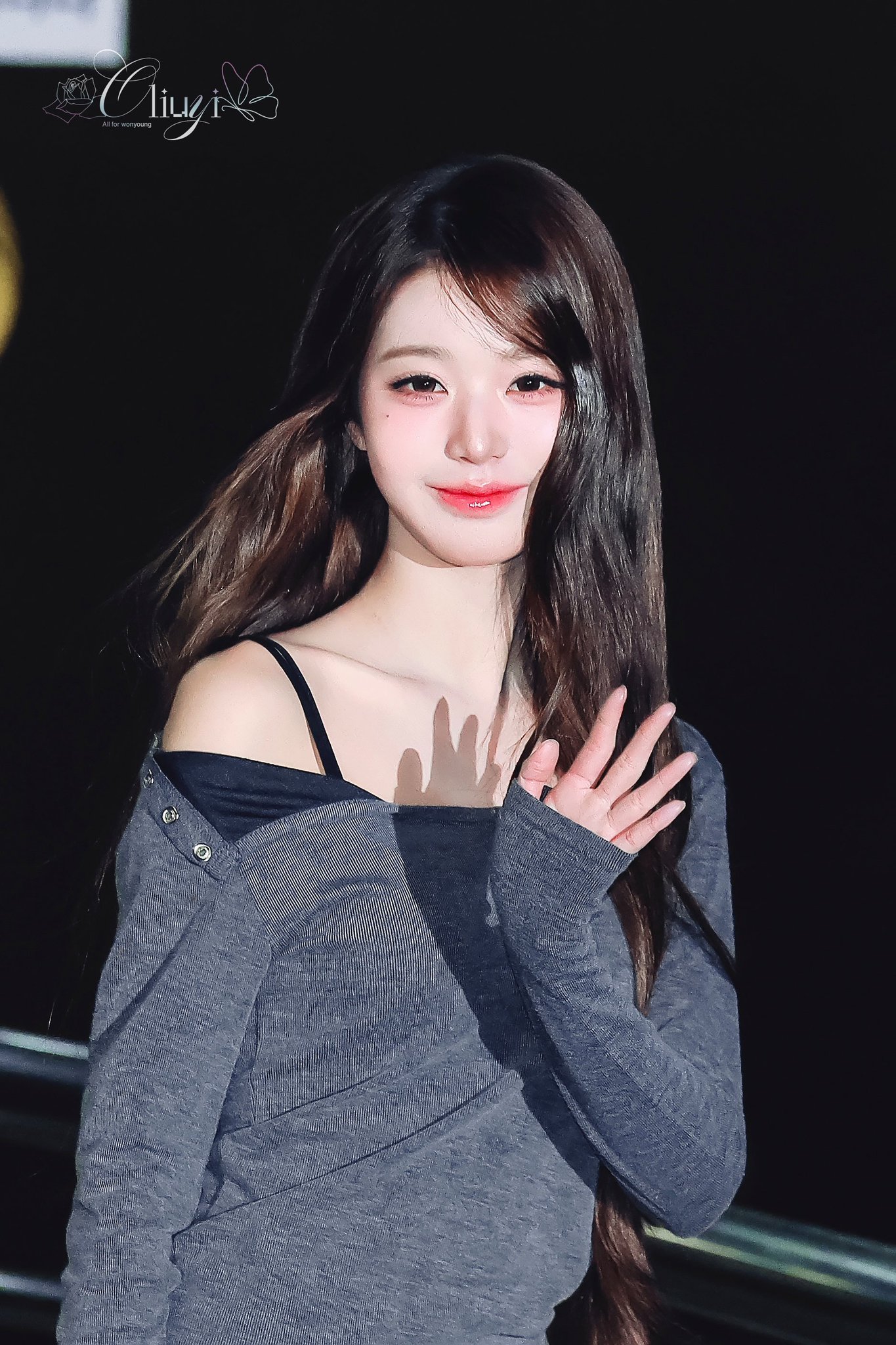 260227 장원영 뮤 (25).jpg