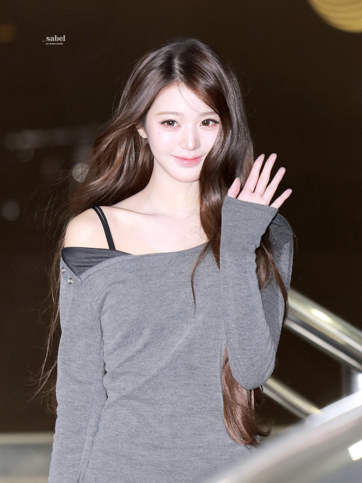 260227 장원영 뮤 (8).jpg