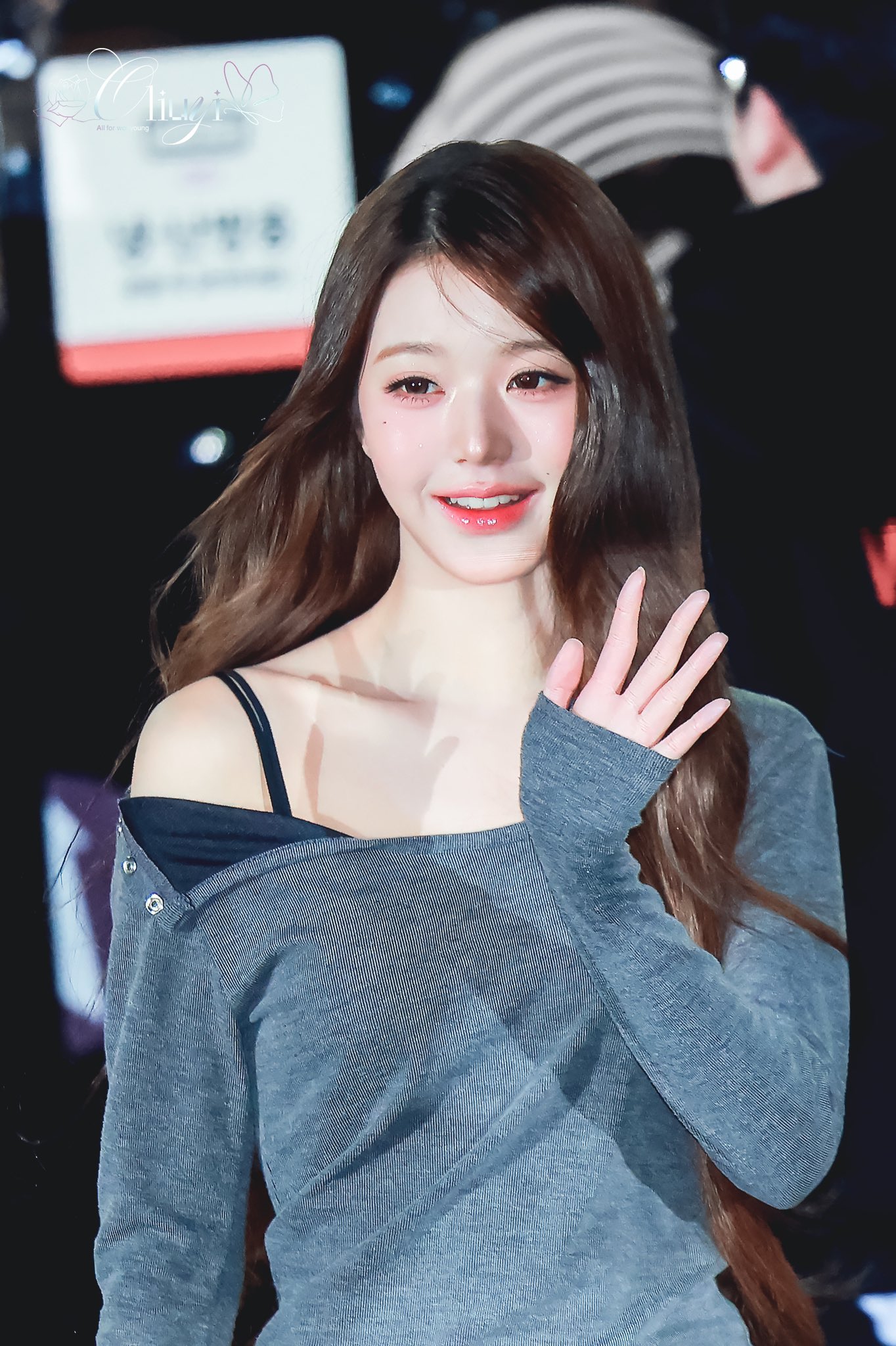 260227 장원영 뮤 (21).jpg