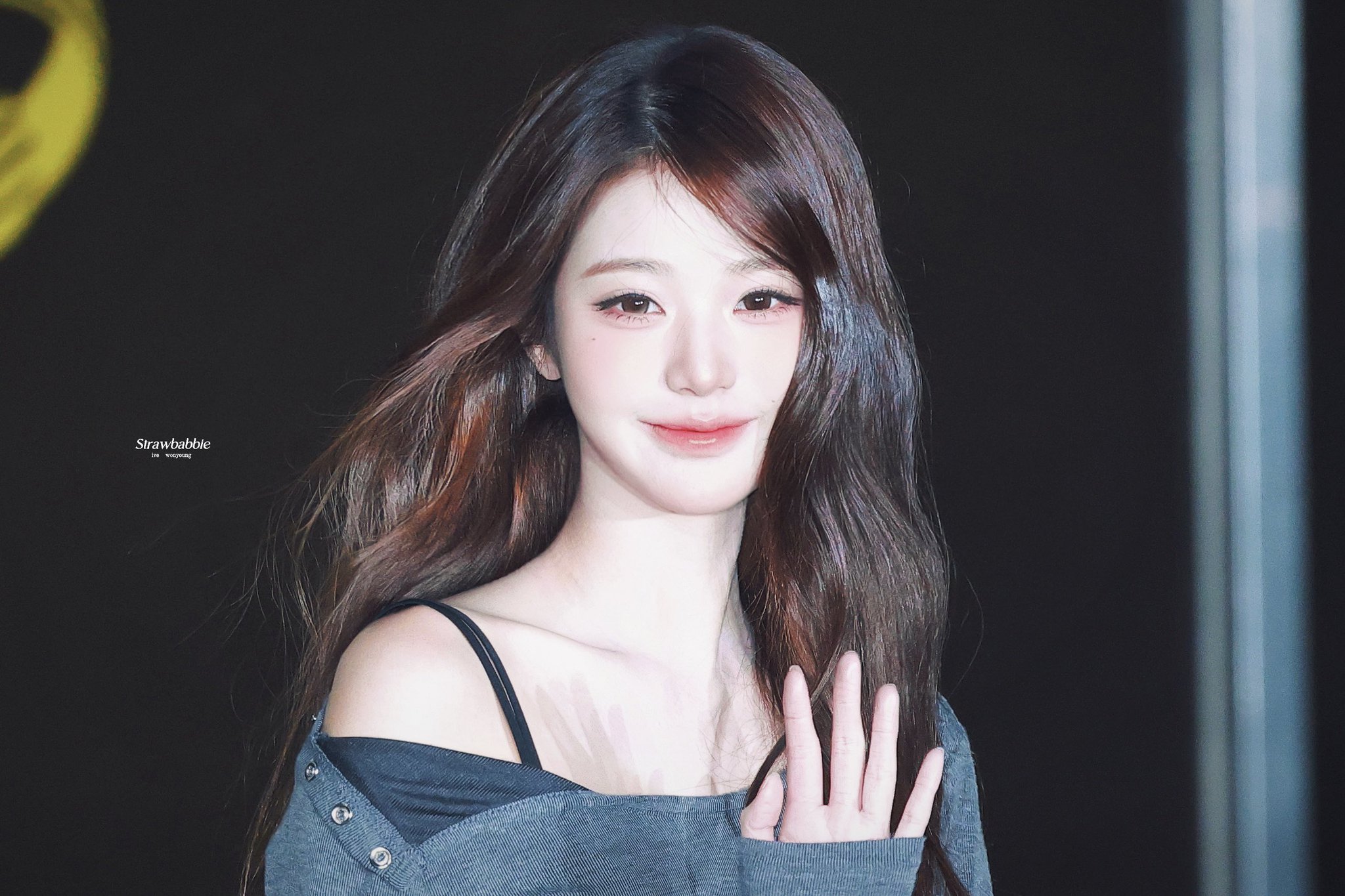 260227 장원영 뮤 (18).jpg
