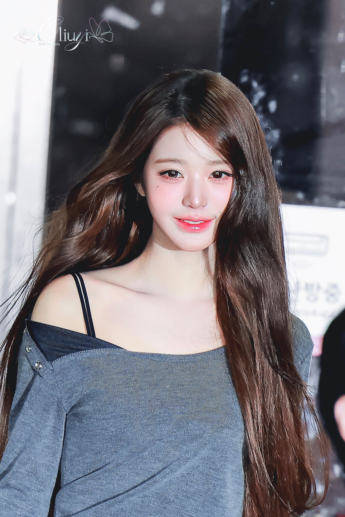 260227 장원영 뮤 (22).jpg