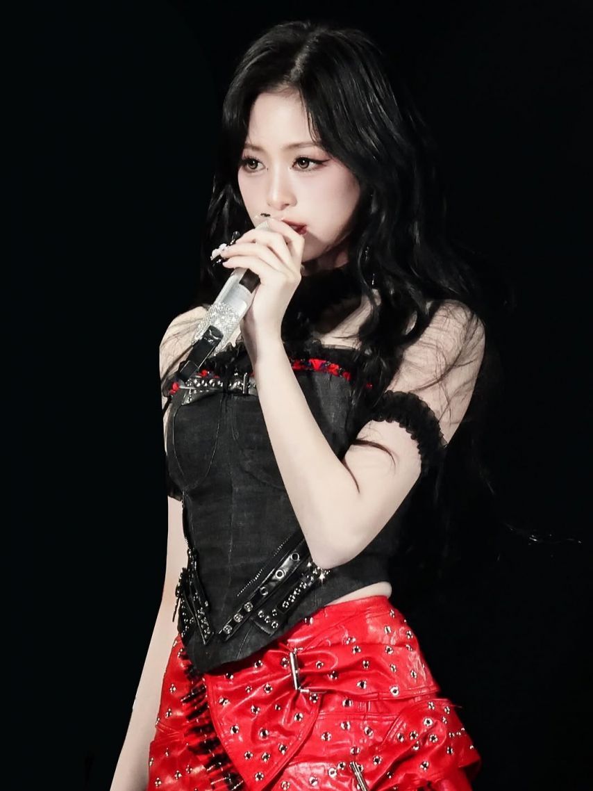 112bf04d2de9c3912ac286a94451a449_1763363931_9328.jpg