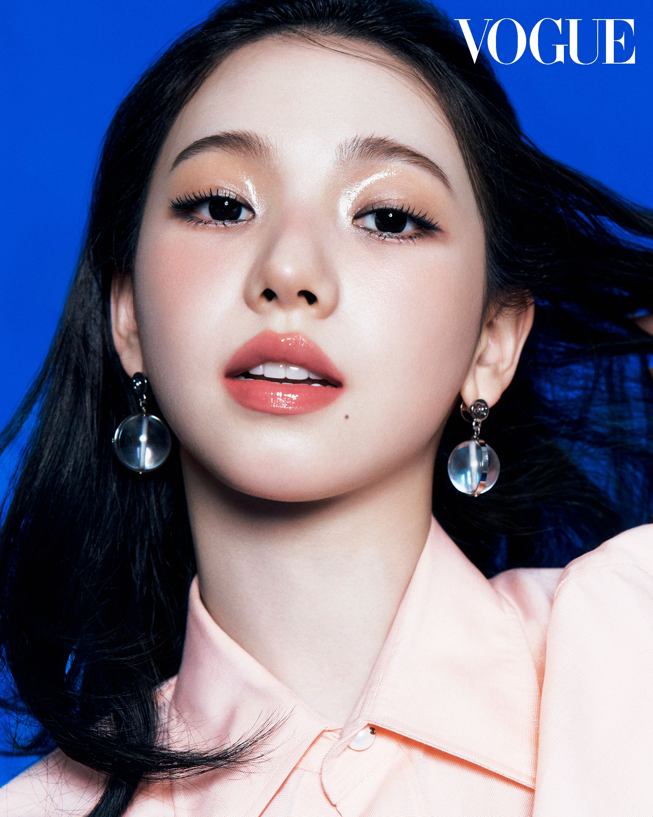 VogueKorea-2069368690118963656-1.jpg