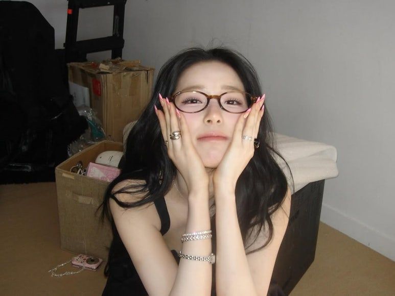 260328-Jiheon-IG-4.jpg