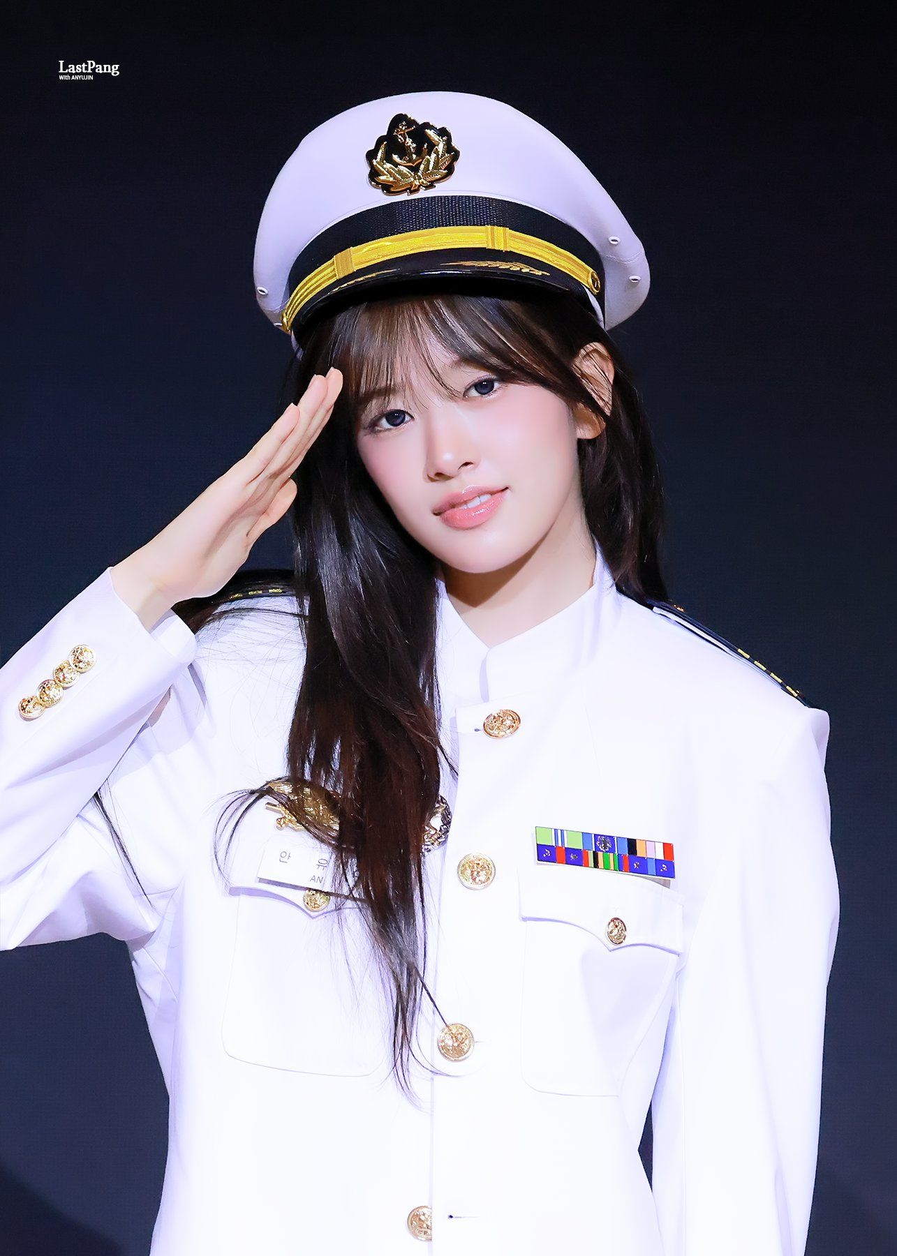 260502 안유진 팬 (28).jpg