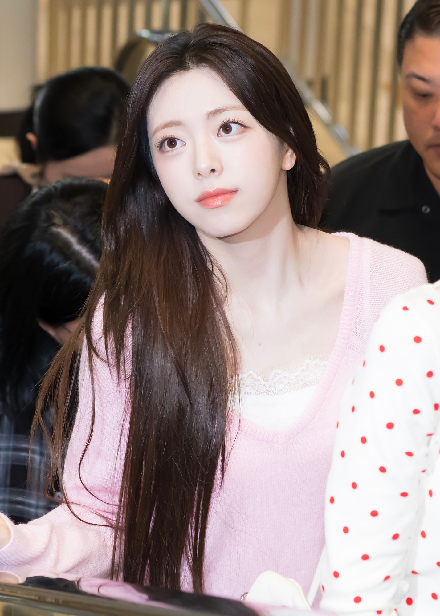 260508 유나 출 (19).jpg