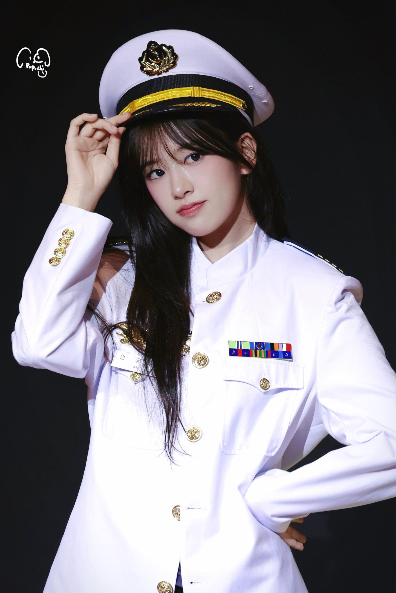 260502 안유진 팬 (33).jpg