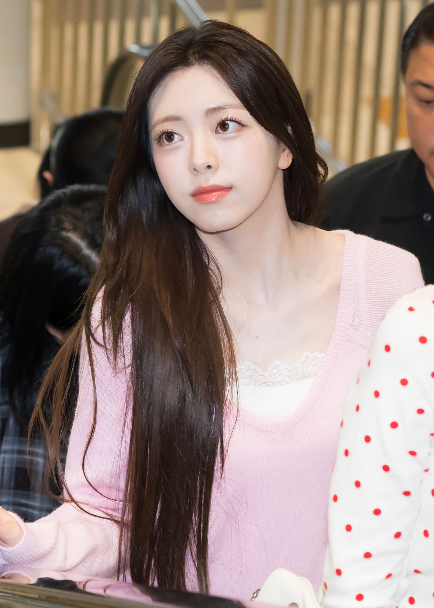 260508 유나 출 (20).jpg