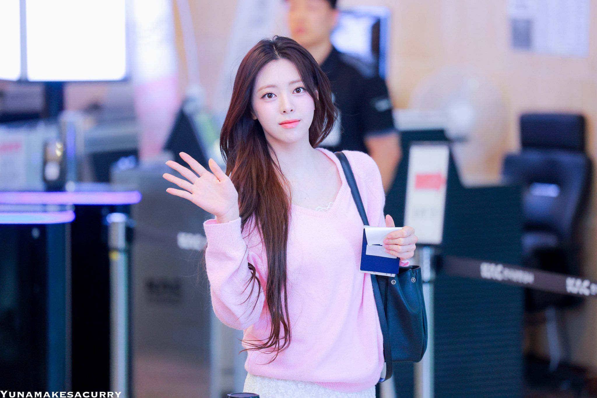 260508 유나 출 (8).jpg