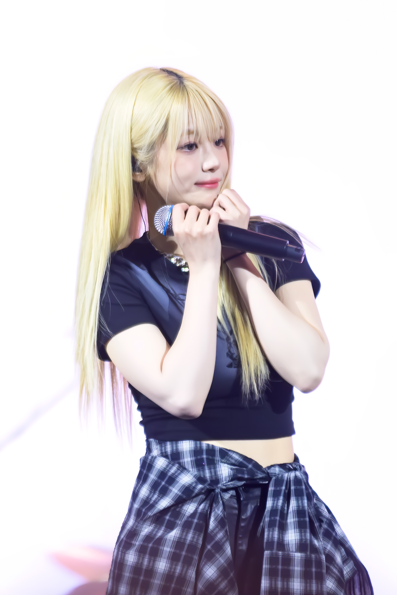 qwer_fan-20260610-204056-038.webp