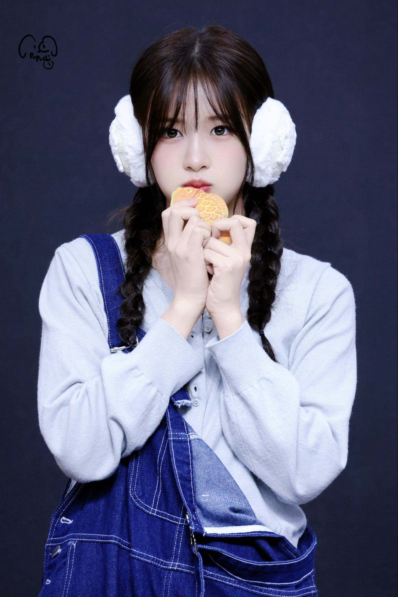 260503 안유진 팬 (6).jpg