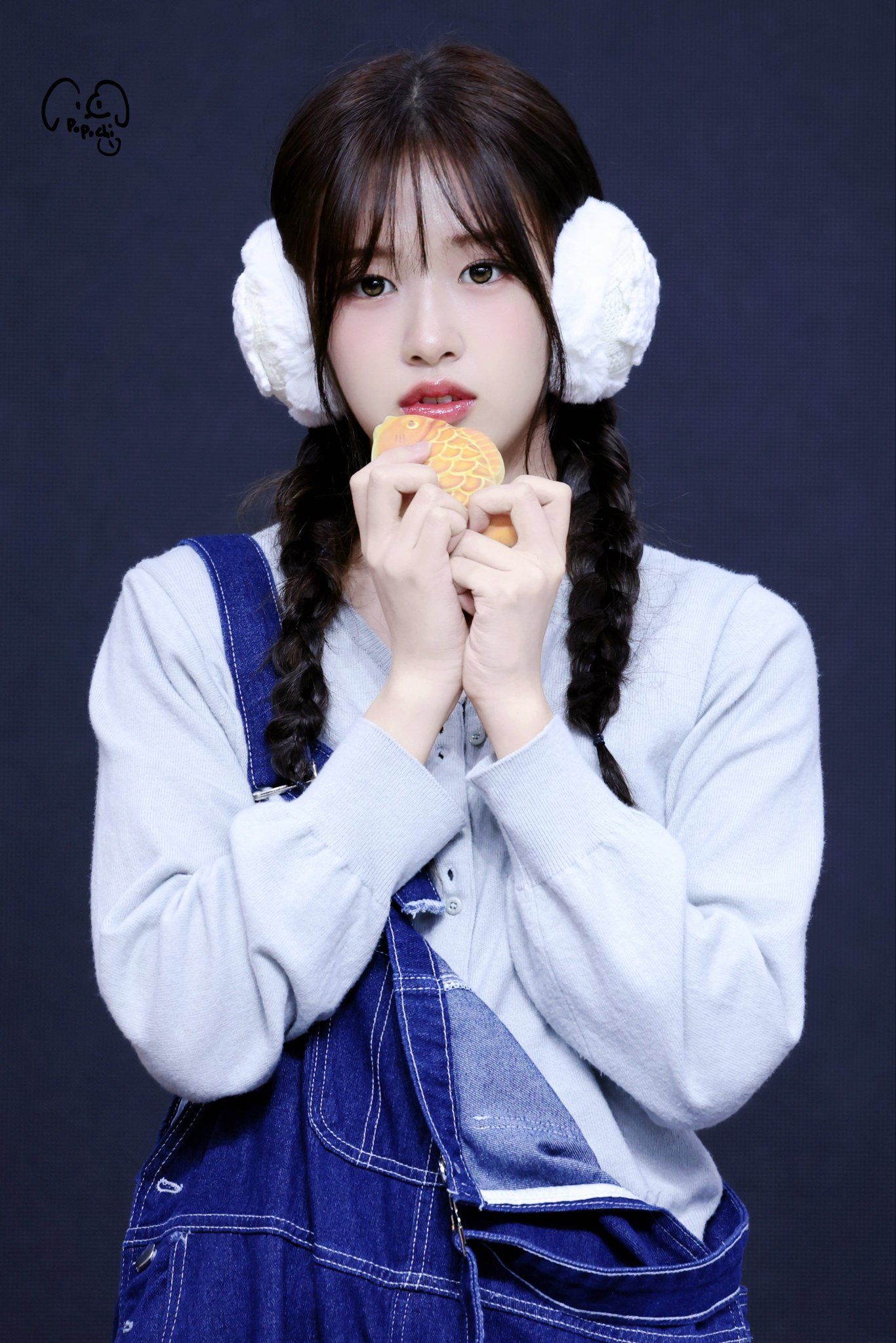 260503 안유진 팬 (4).jpg