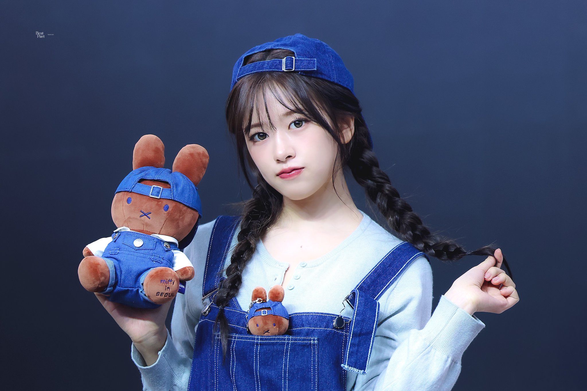 260503 안유진 팬 (3).jpg