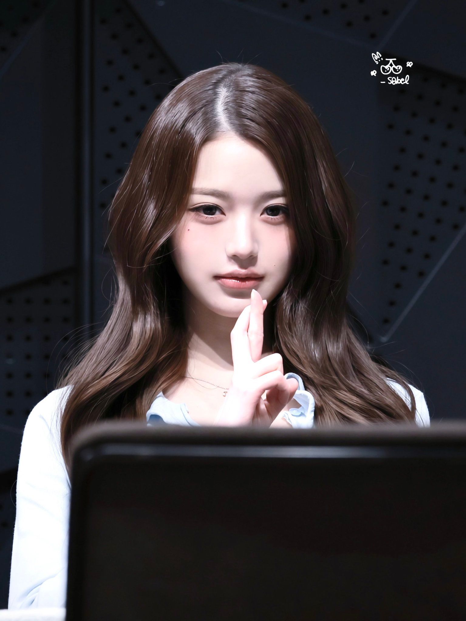 260429 장원영 팬 (9).jpg