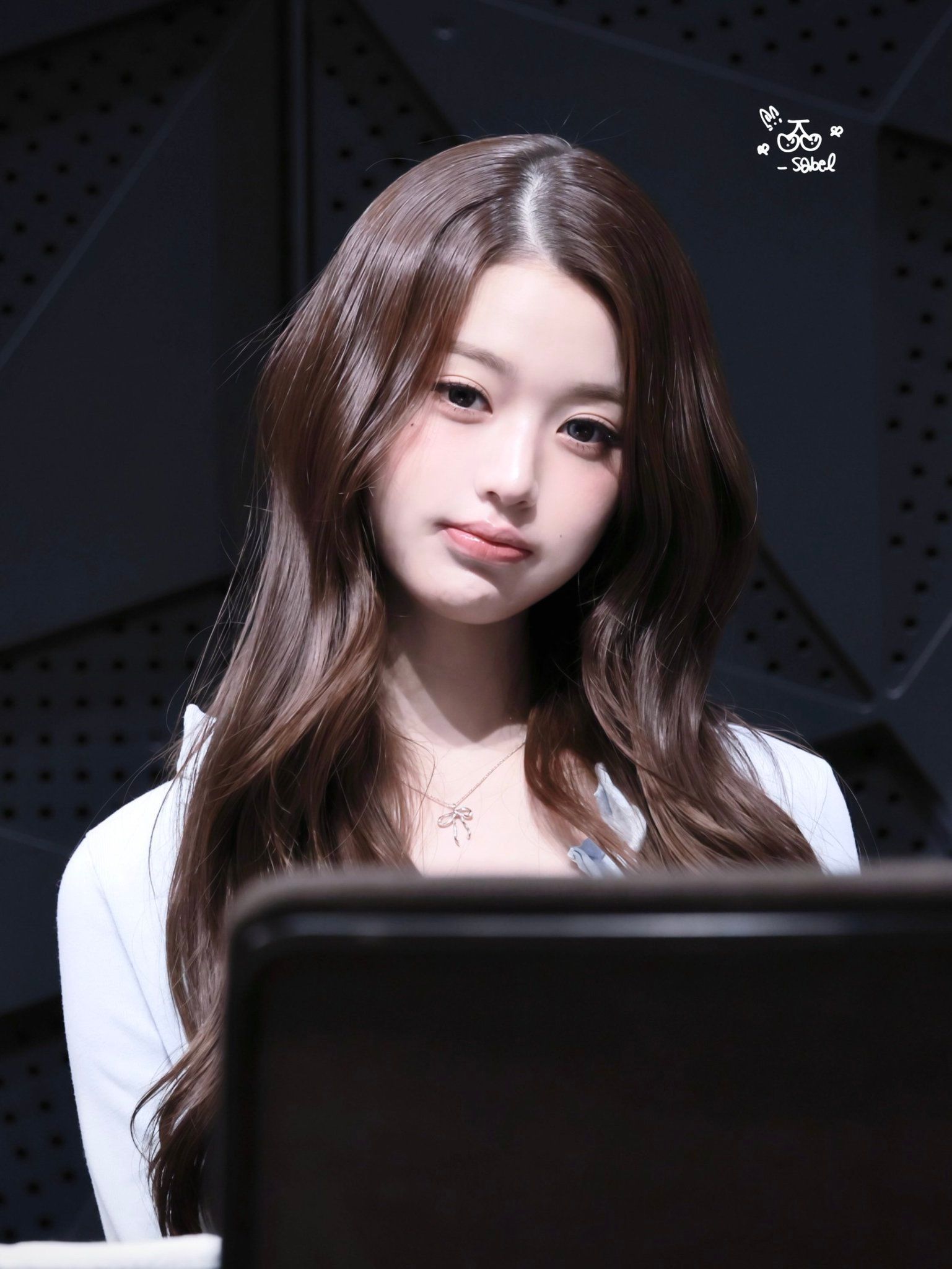 260429 장원영 팬 (10).jpg