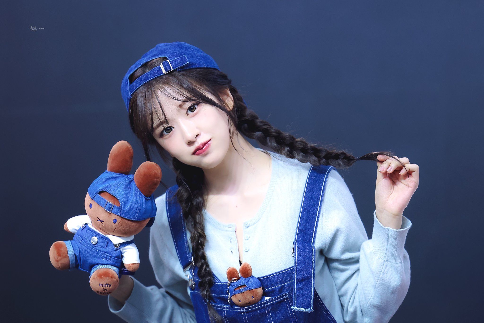 260503 안유진 팬 (2).jpg