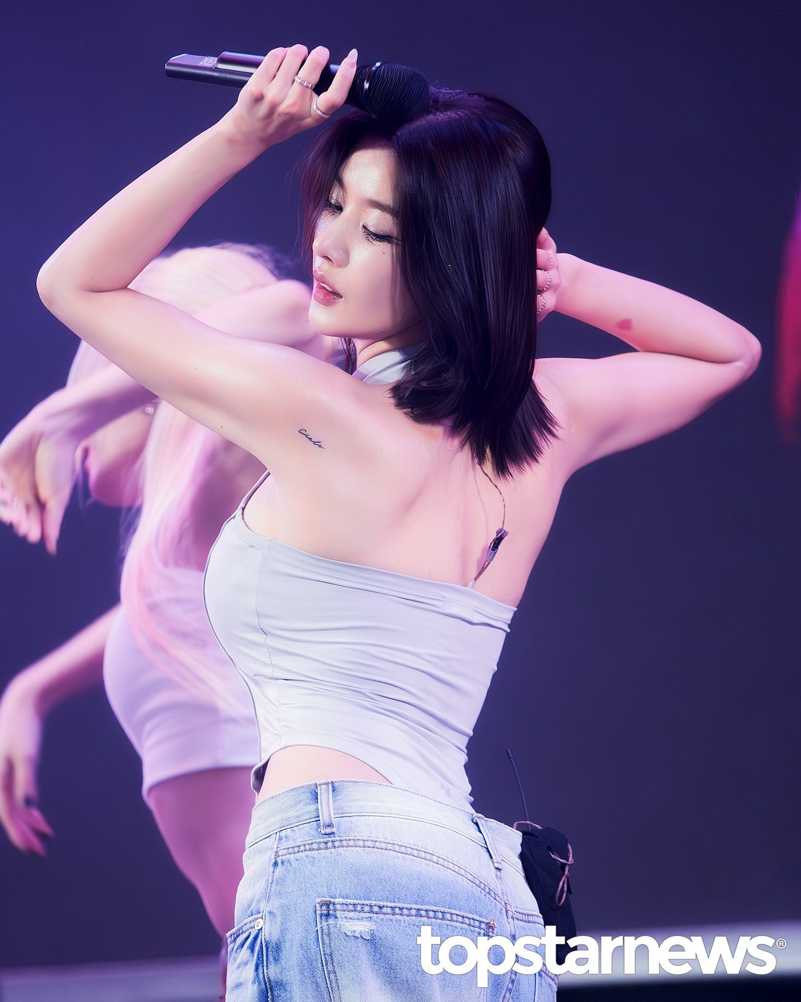 권은비 (18).jpg