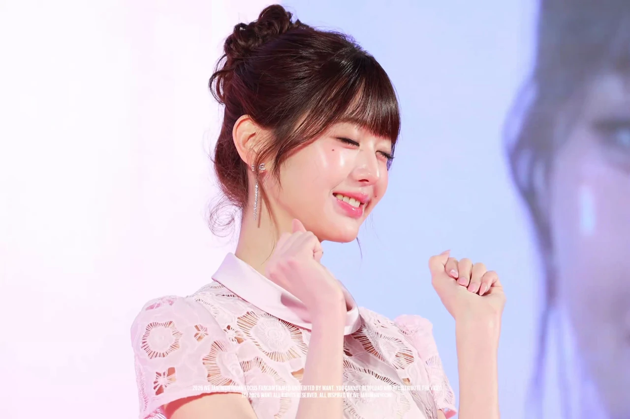 260515 장원영 ㅇ(3).webp
