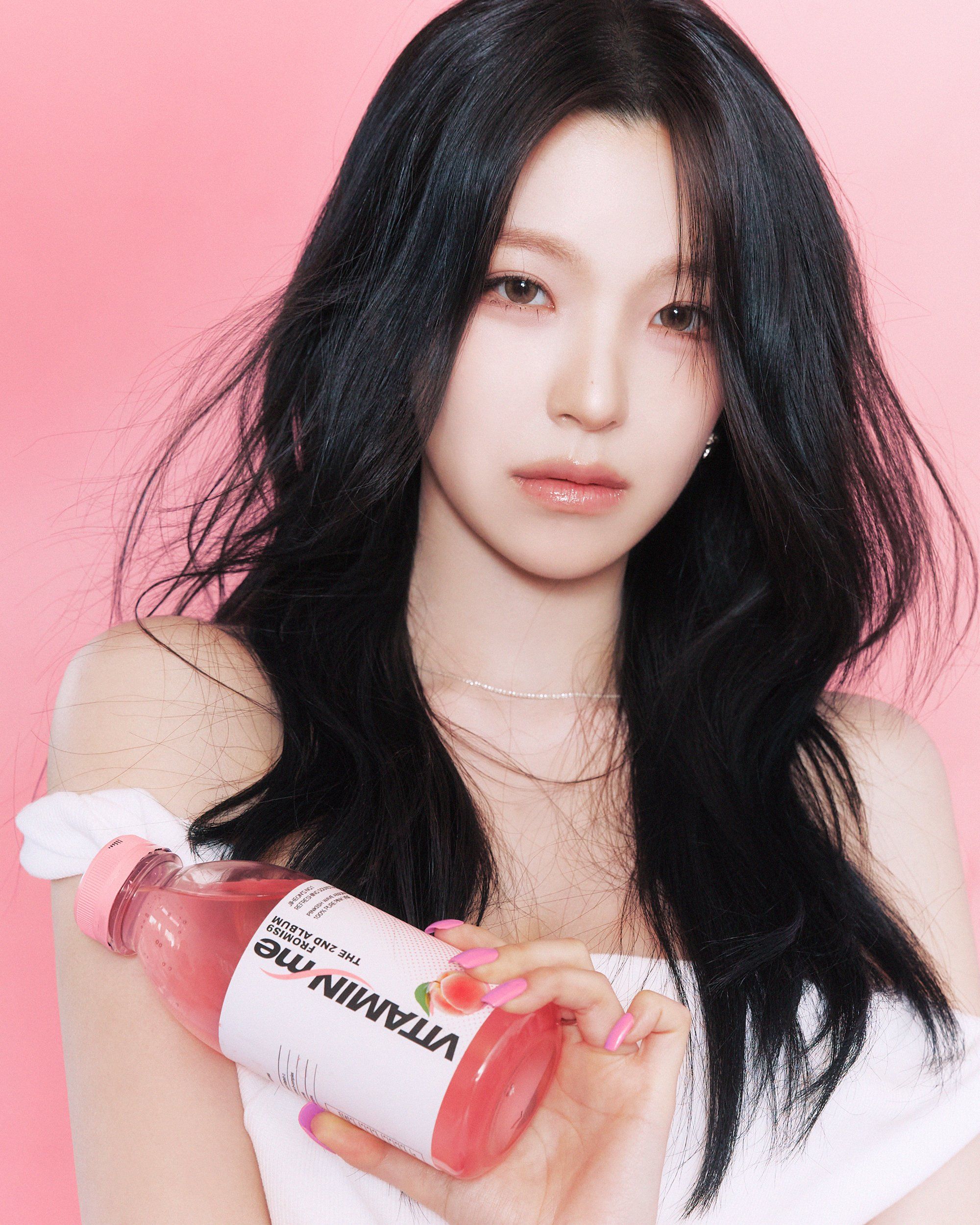 realfromis_9-2077000406480109641-0.jpg