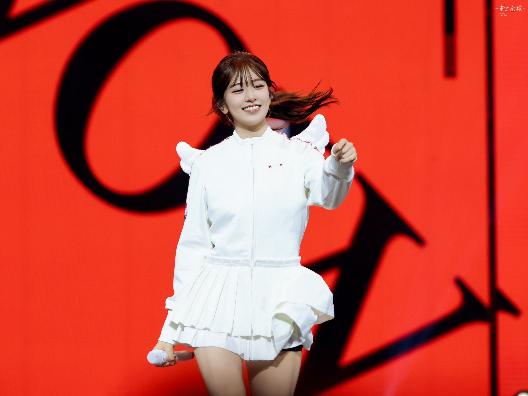 260523 안유진 투 (58).jpg