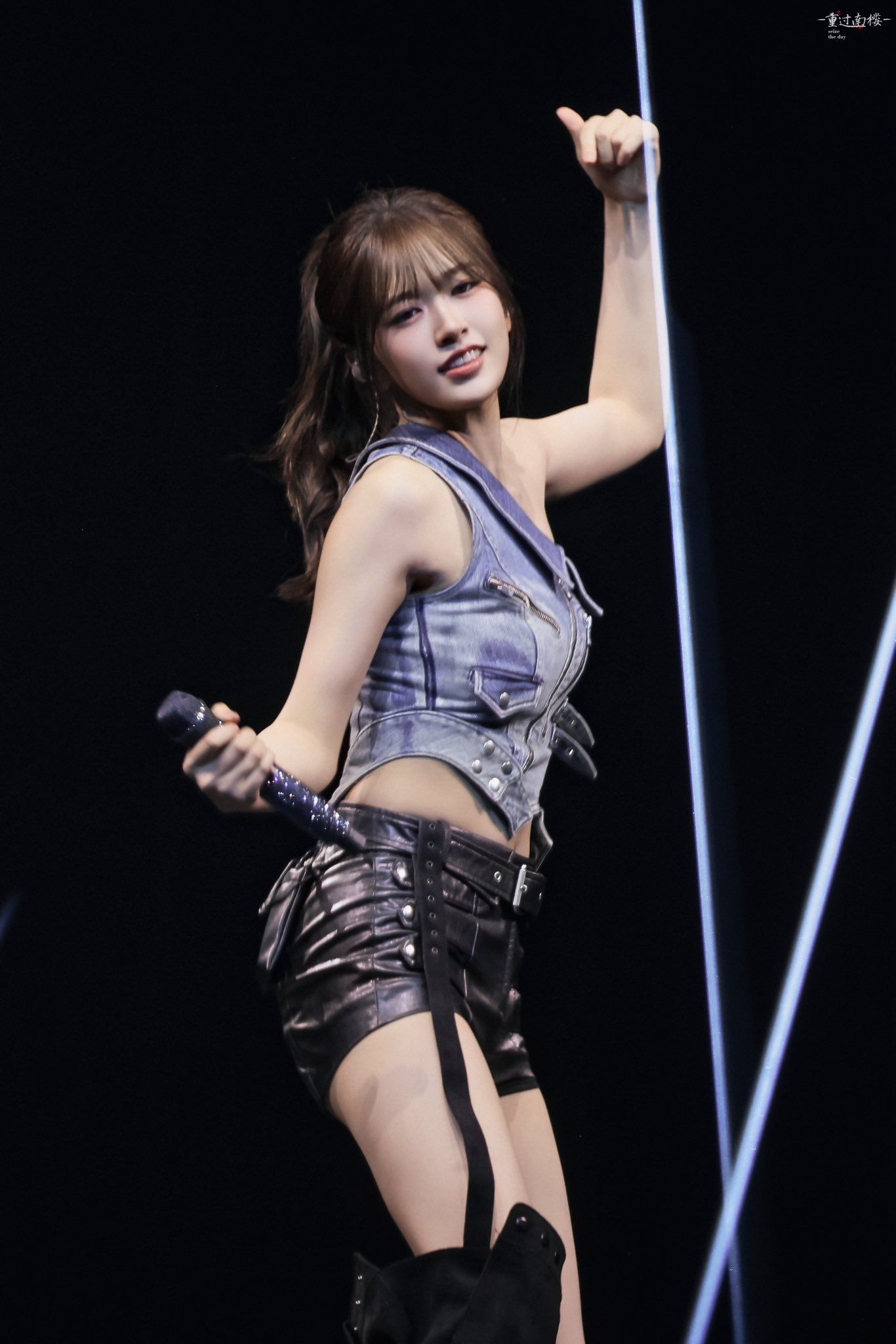 260523 안유진 투 (53).jpg