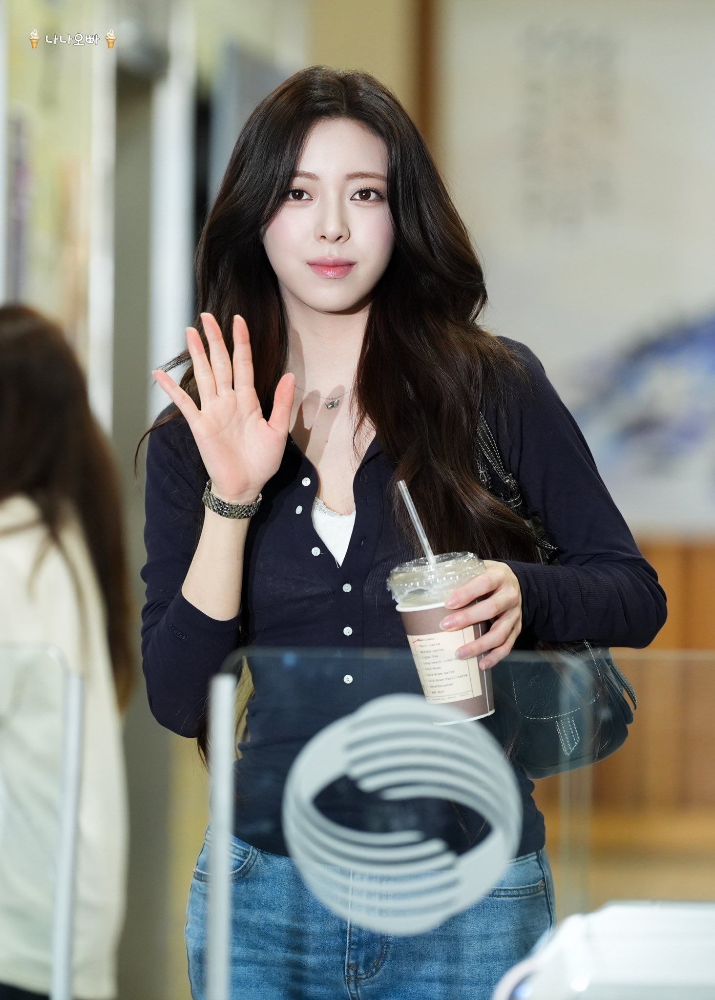 260525 유나 라 (16).jpg