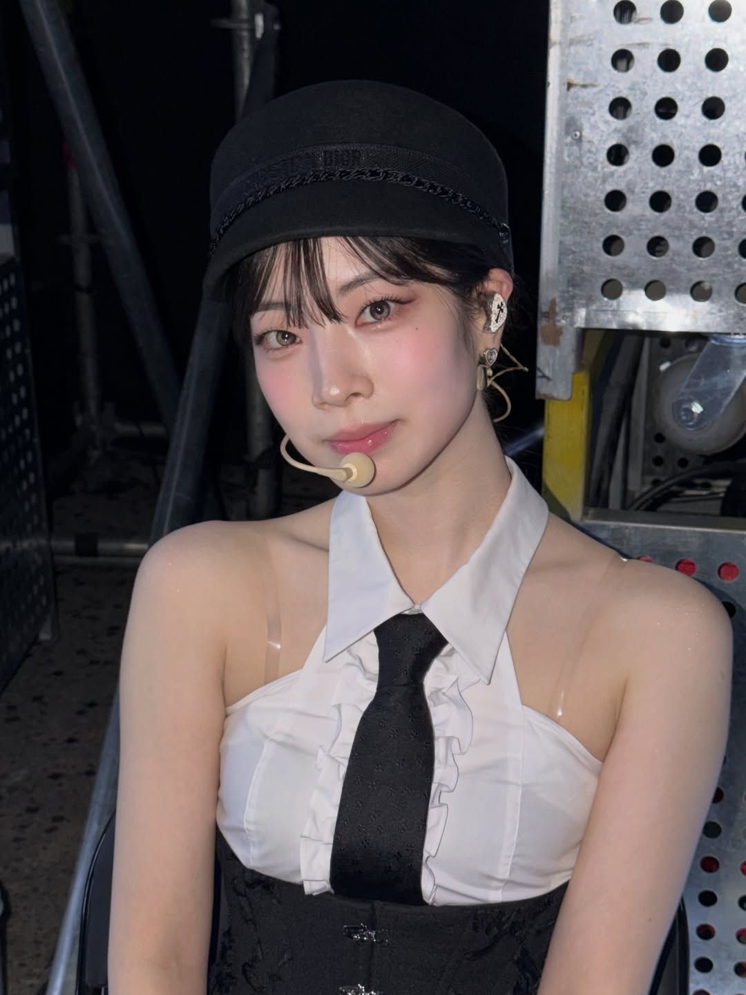 dahhyunnee_3941691199052298898.jpg