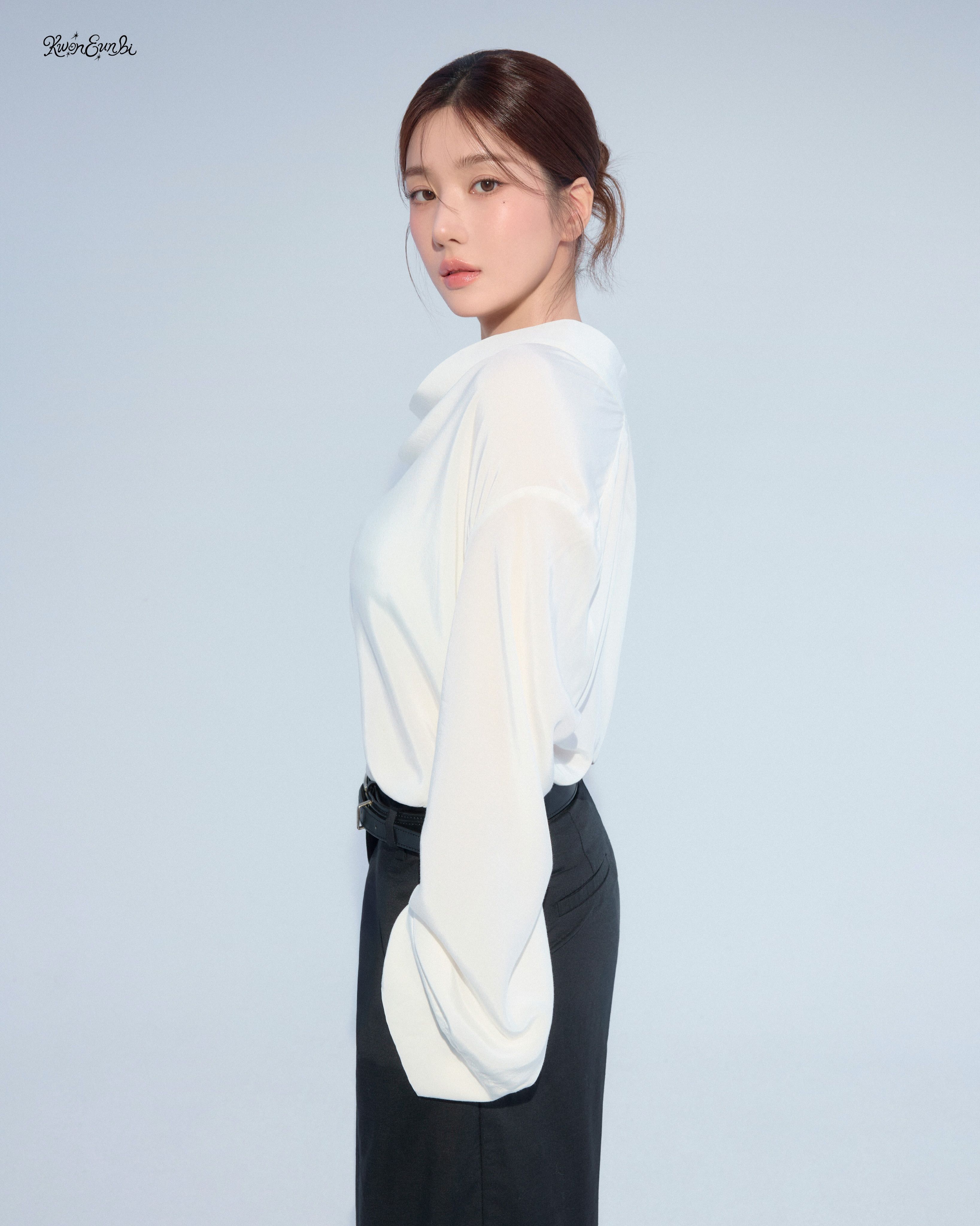 권은비 (31).jpg