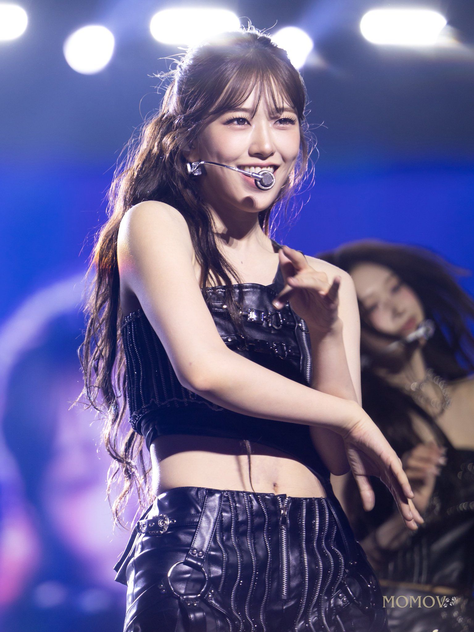260524 안유진 투 (25).jpg