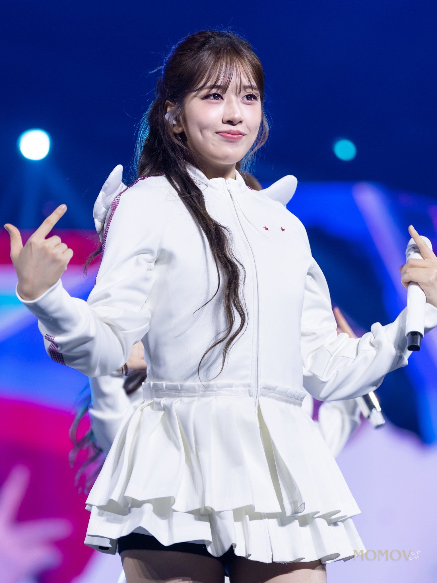 260524 안유진 투 (23).jpg