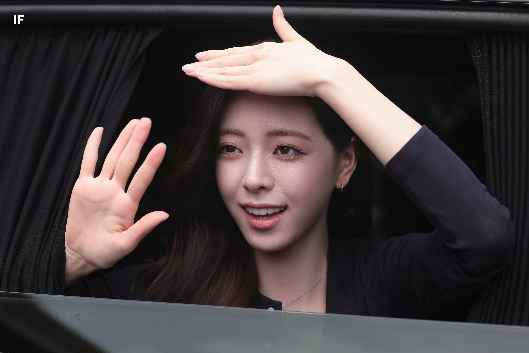 260525 유나 퇴 (5).jpg