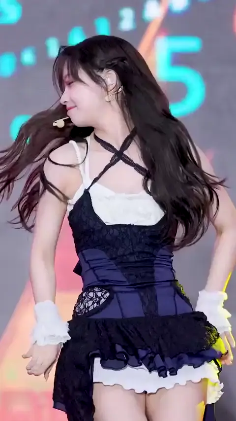 1784091382-1.webp