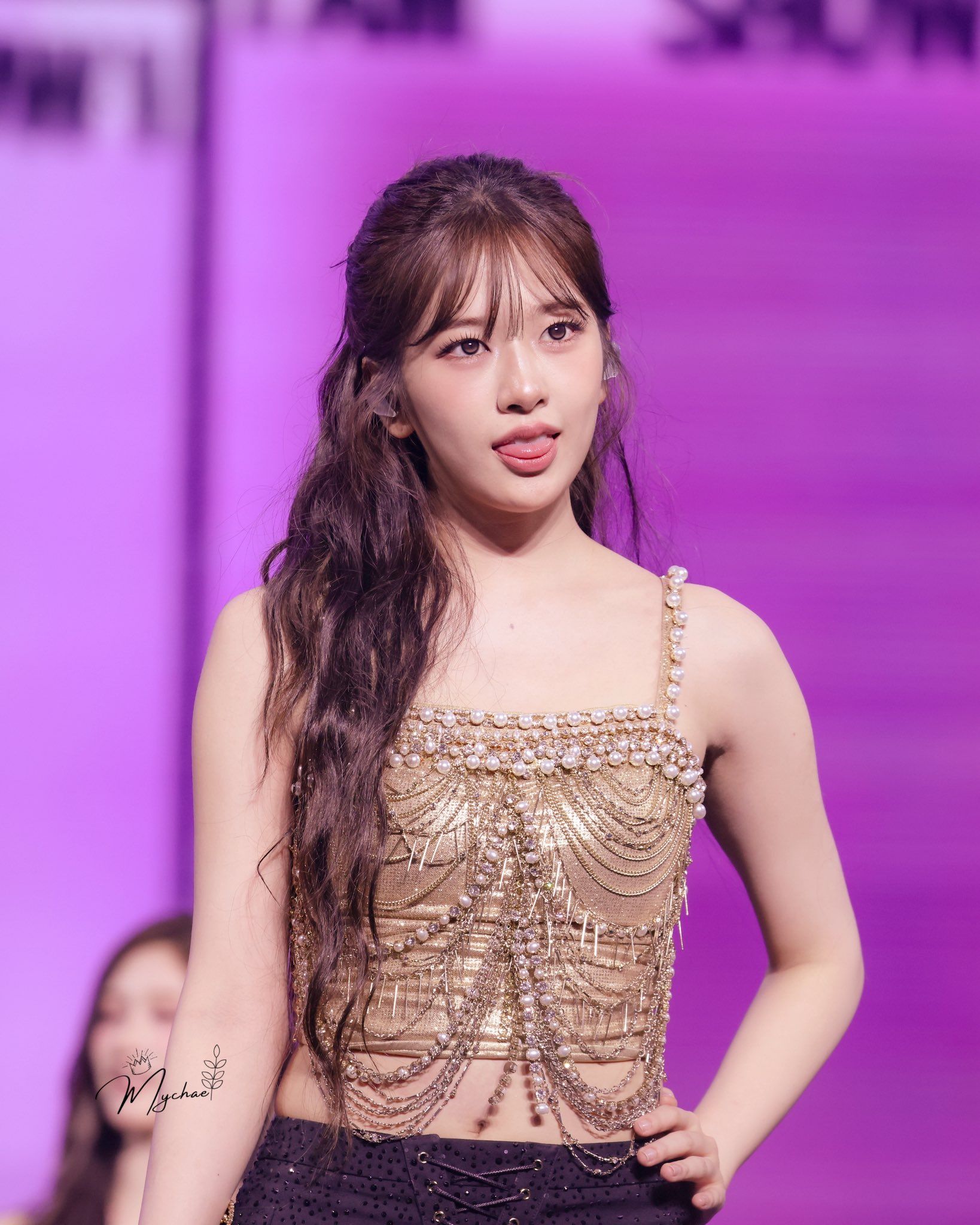 260524 안유진 투 (43).jpg