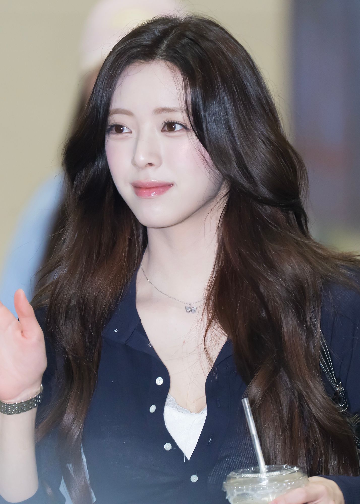 260525 유나 출 (9).jpg