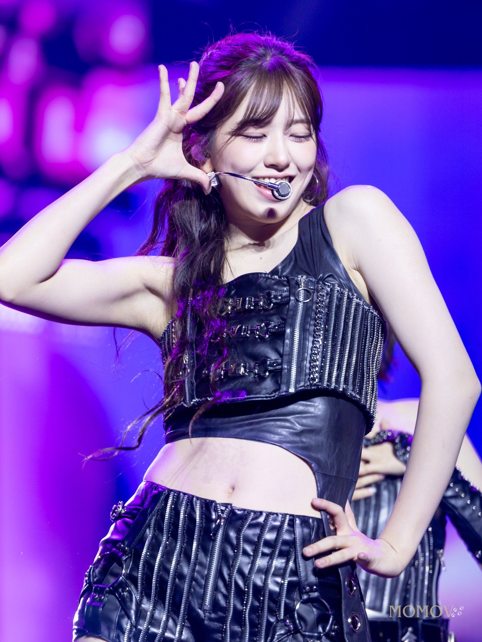 260524 안유진 투 (27).jpg