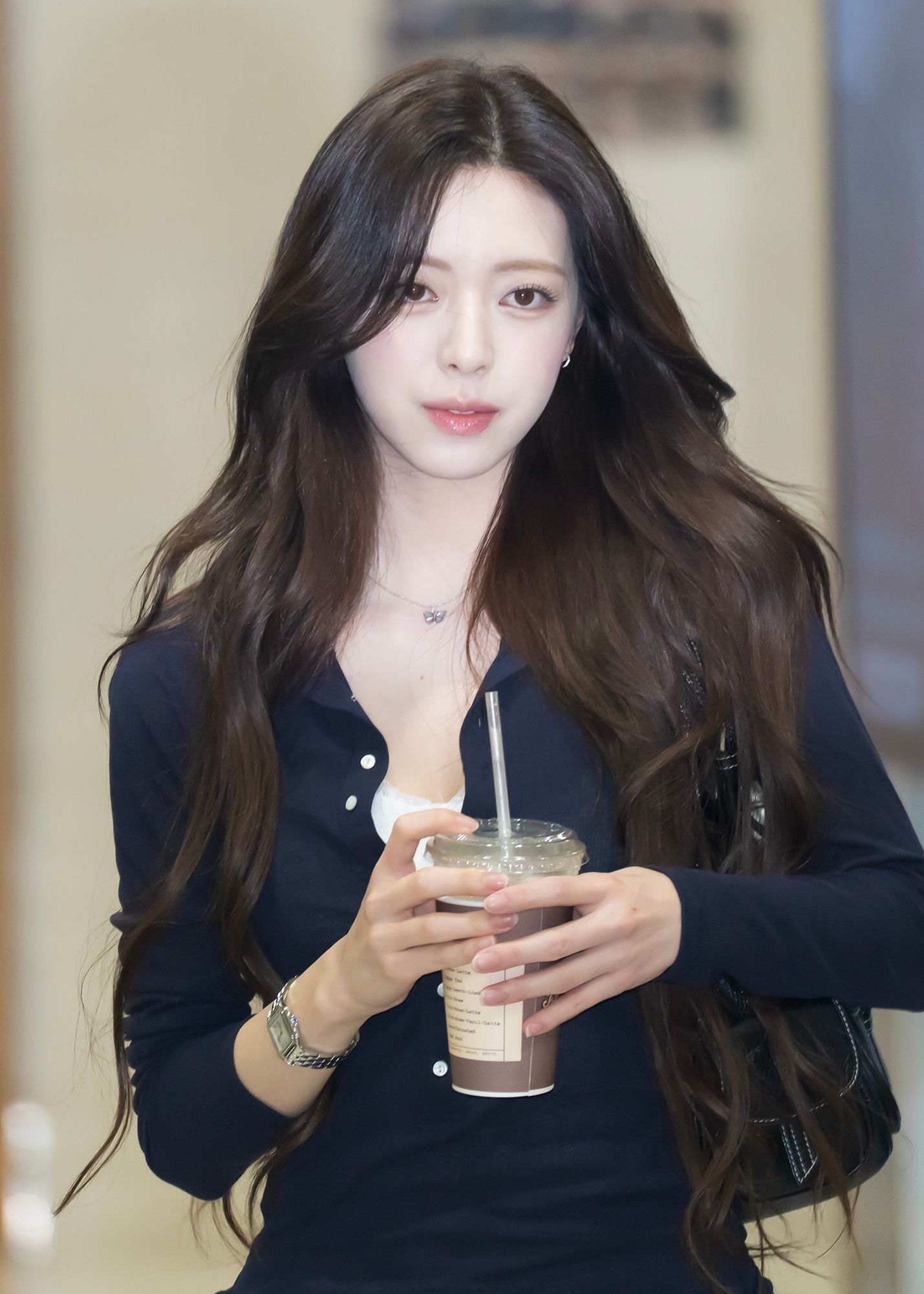 260525 유나 출 (4).jpg