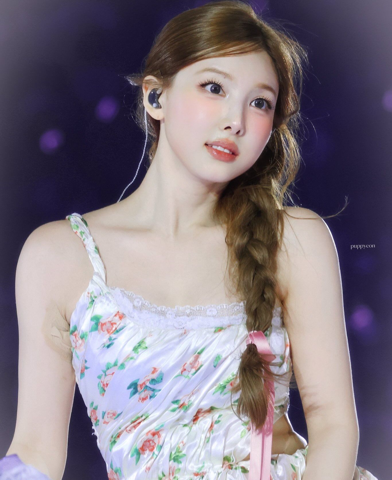 nayeonyny_3941743278751078177.jpg