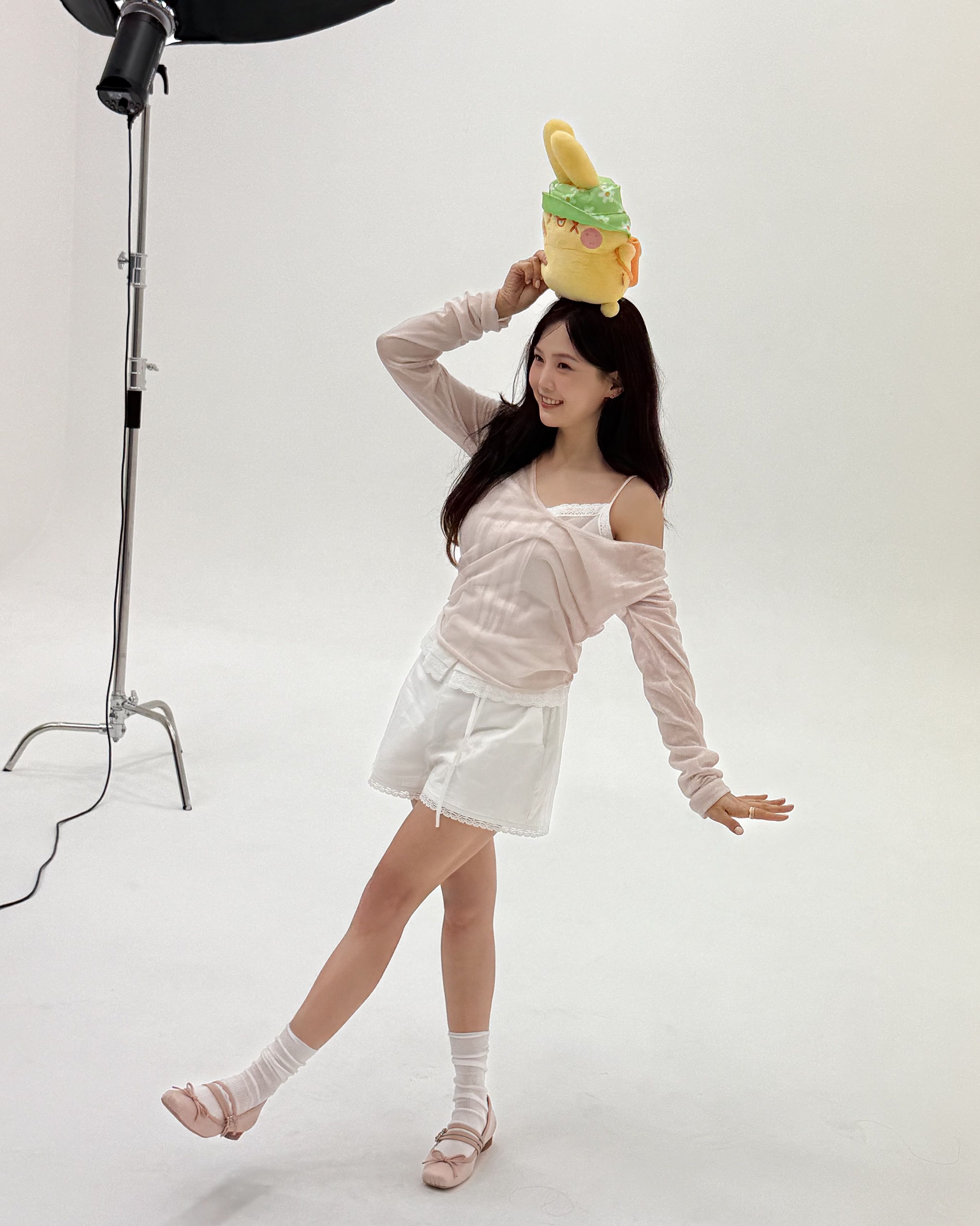wm_ohmygirl__2026-07-15T090001.000Z_3.jpg