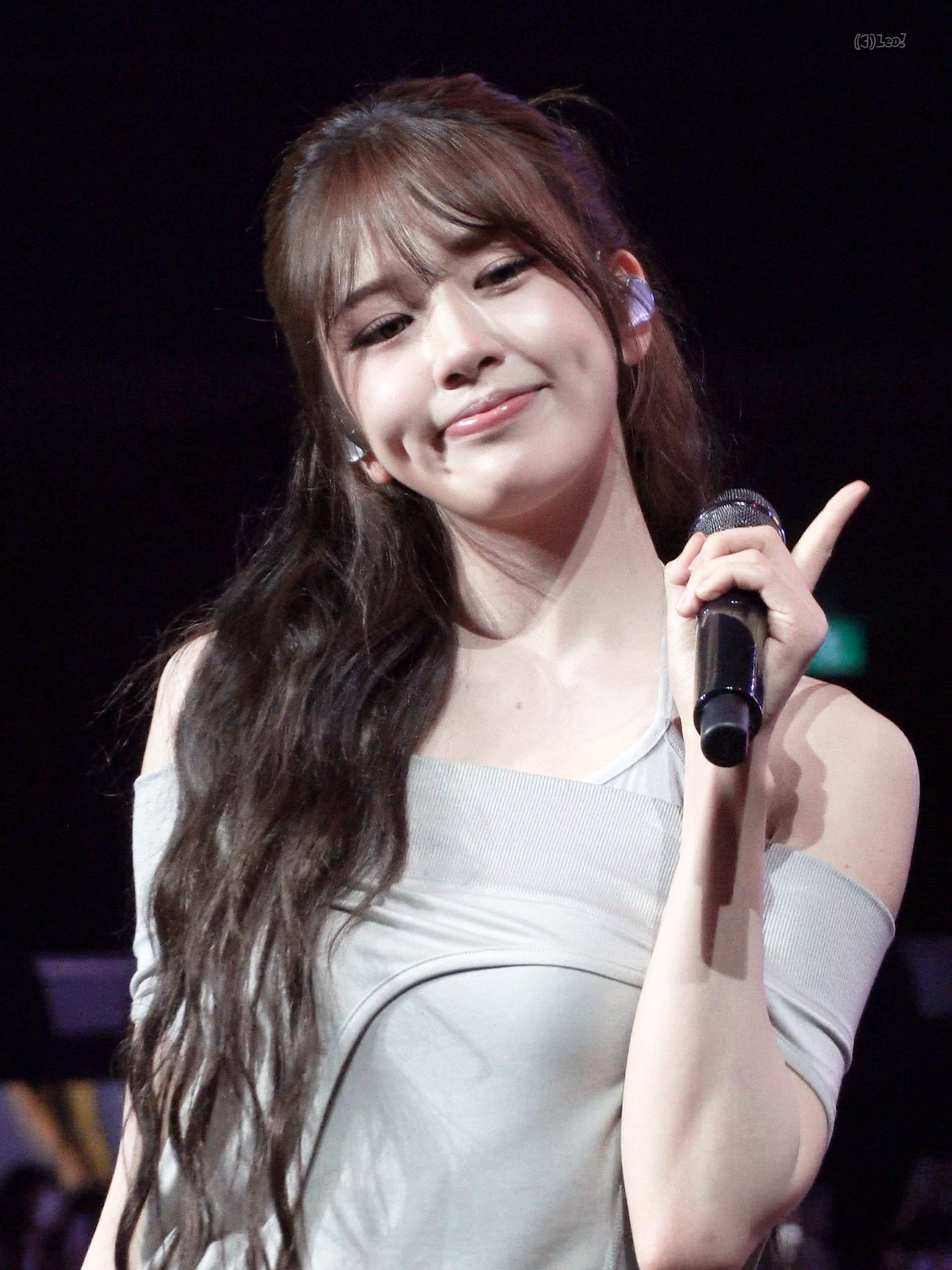 260524 안유진 투 (4).jpg