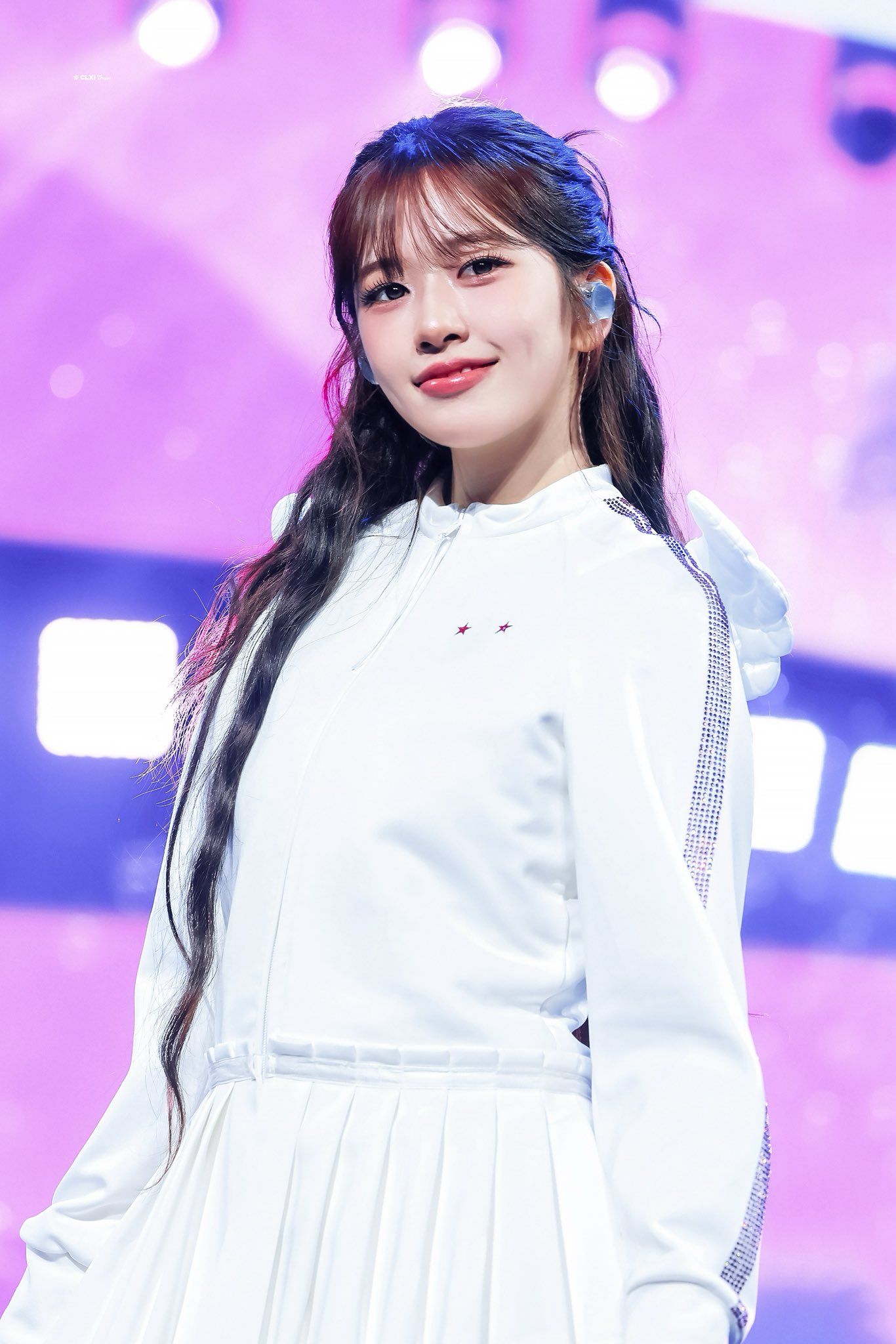 260524 안유진 투 (28).jpg