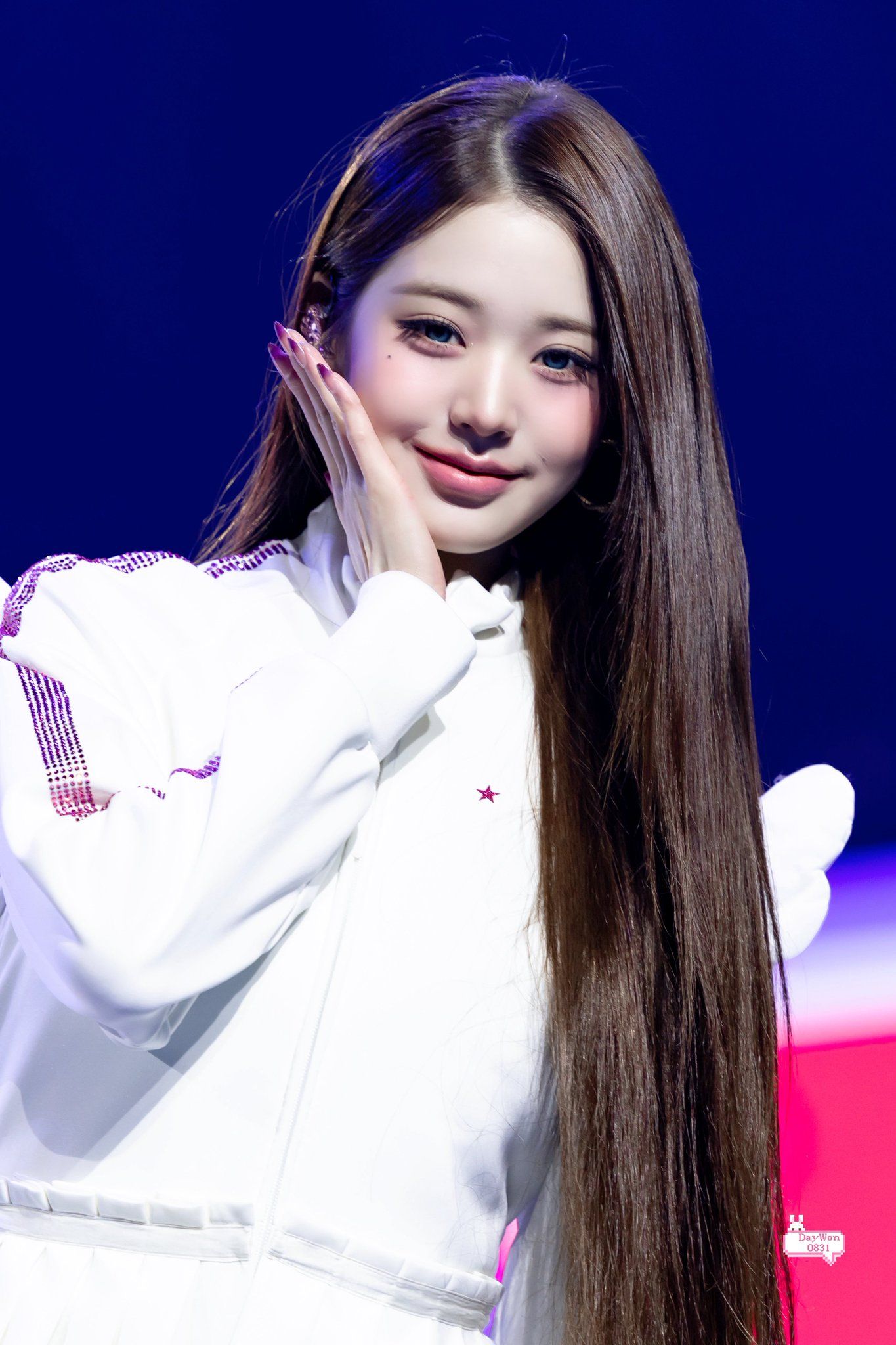 260523 장원영 투 (24).jpg