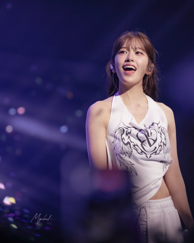 260524 안유진 투 (39).jpg